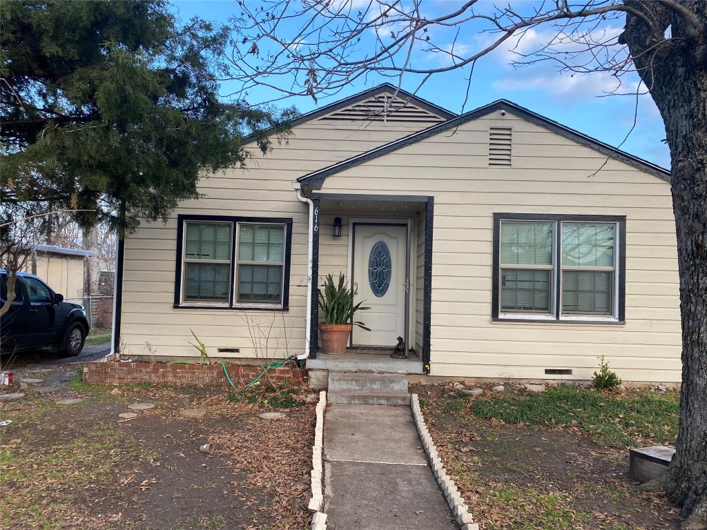 616 Clark Street Garland TX 75040