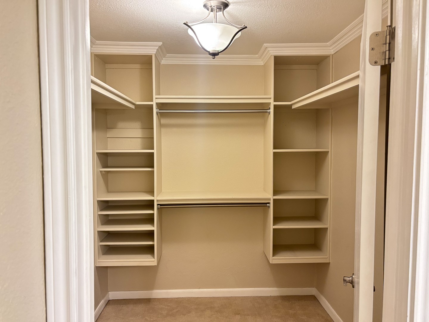 6017 Shady Valley Court Garland TX 75043
