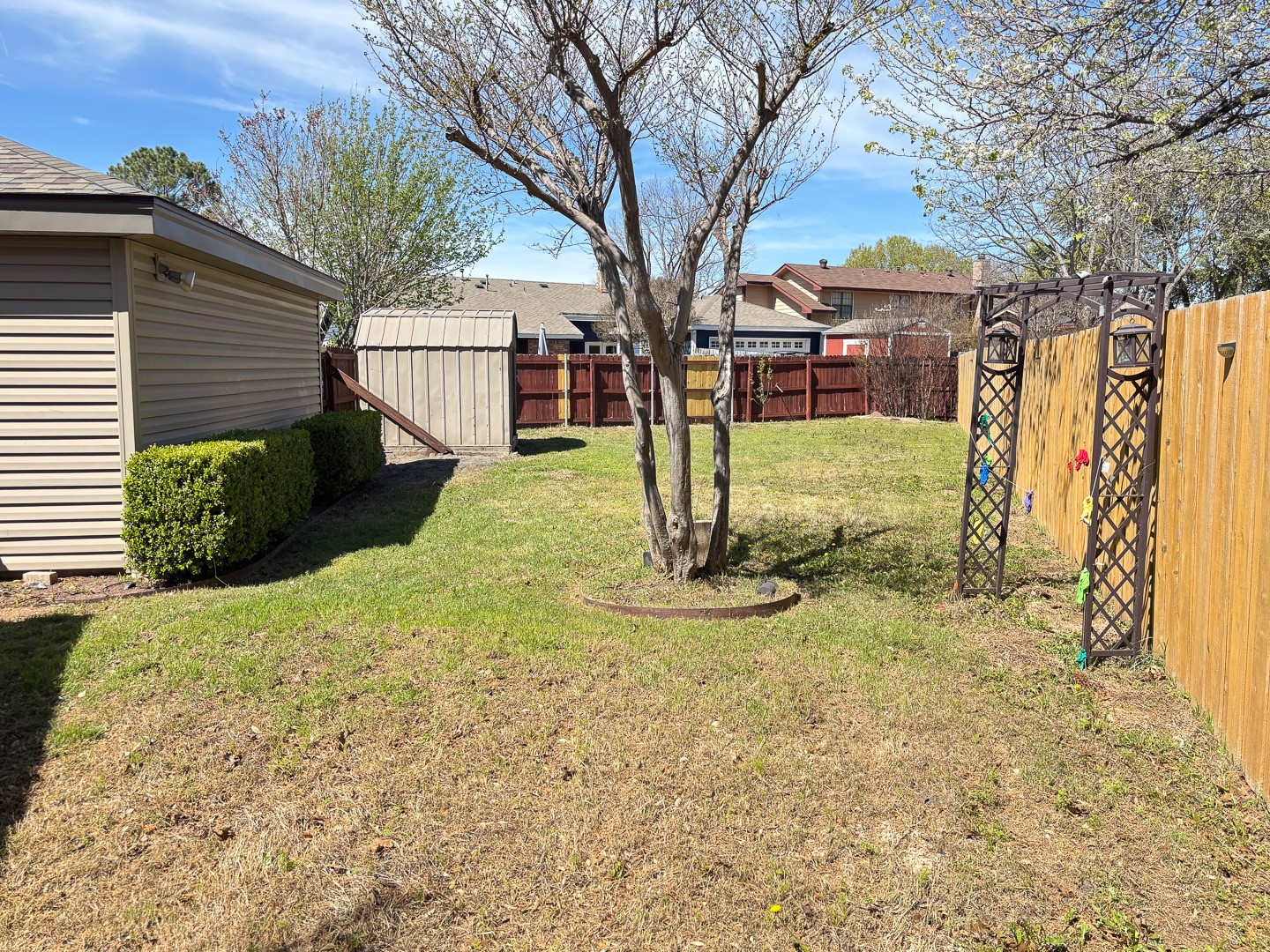 6017 Shady Valley Court Garland TX 75043