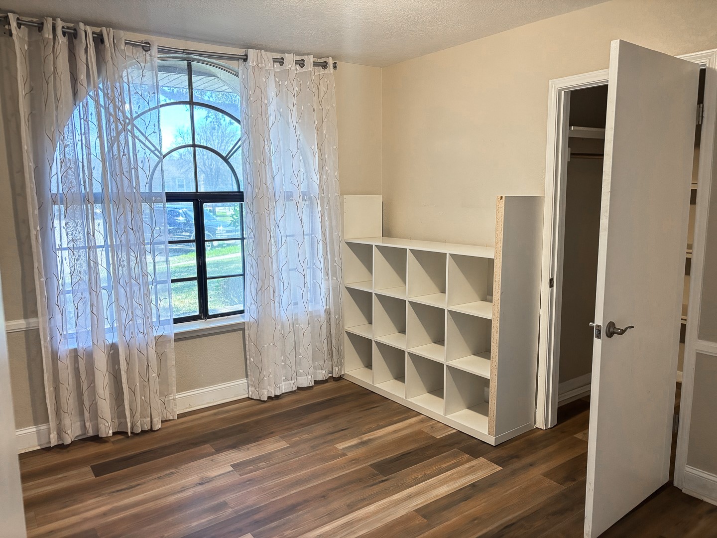 6017 Shady Valley Court Garland TX 75043