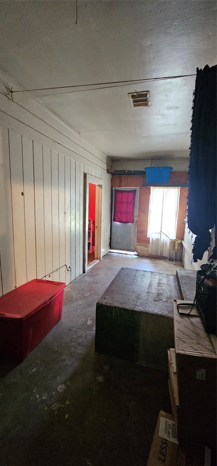 812 N Waldrip Street Grand Saline TX 75140