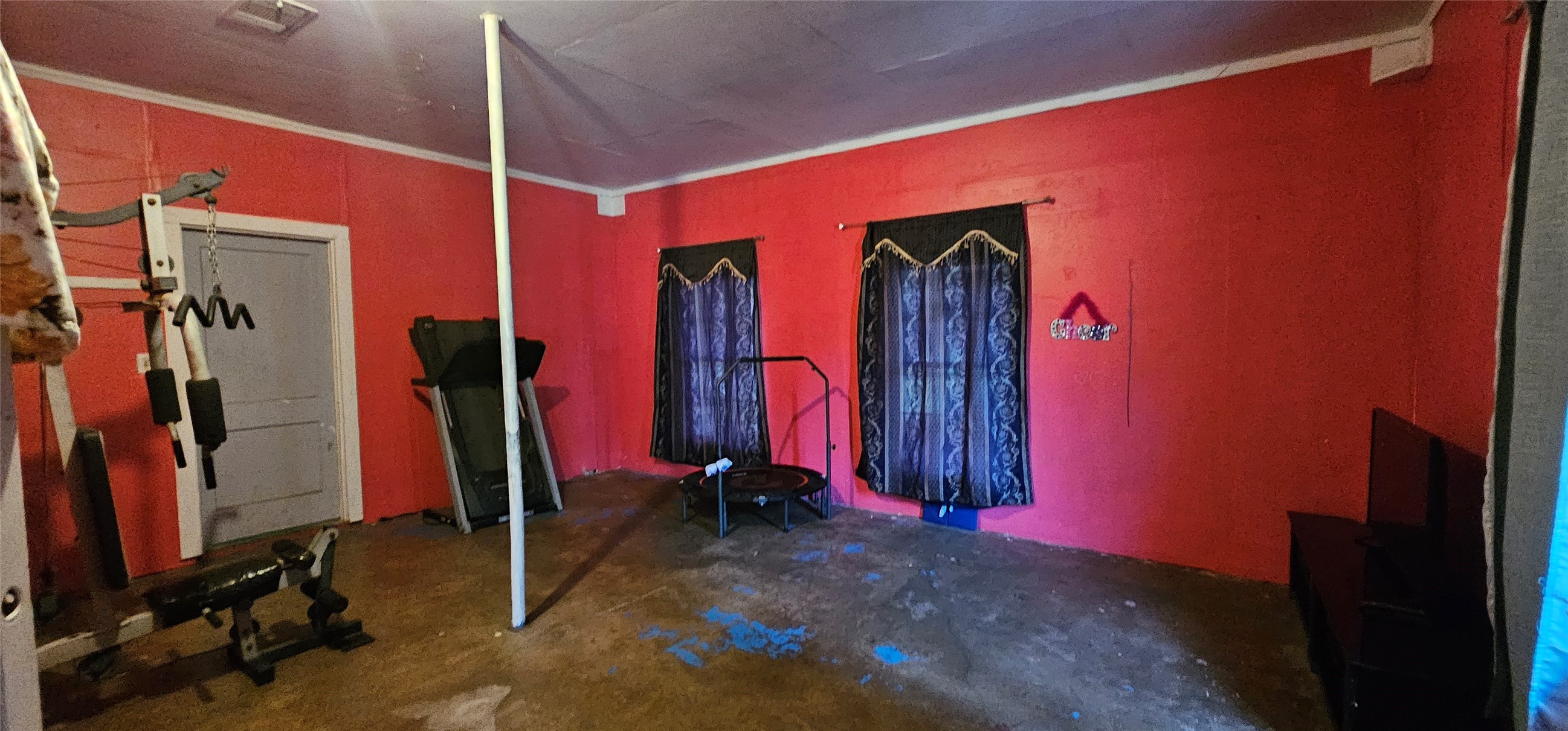 812 N Waldrip Street Grand Saline TX 75140