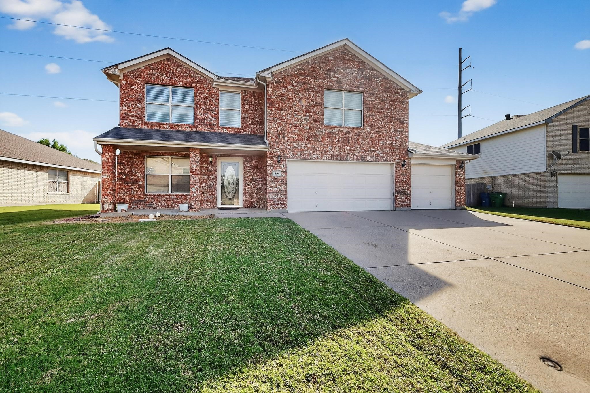 219 Vivian Drive Waxahachie TX 75165