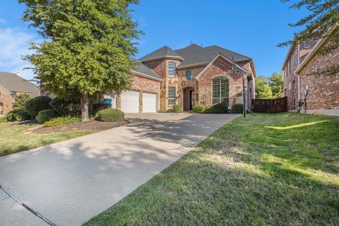 901 Fannin Drive Lantana TX 76226