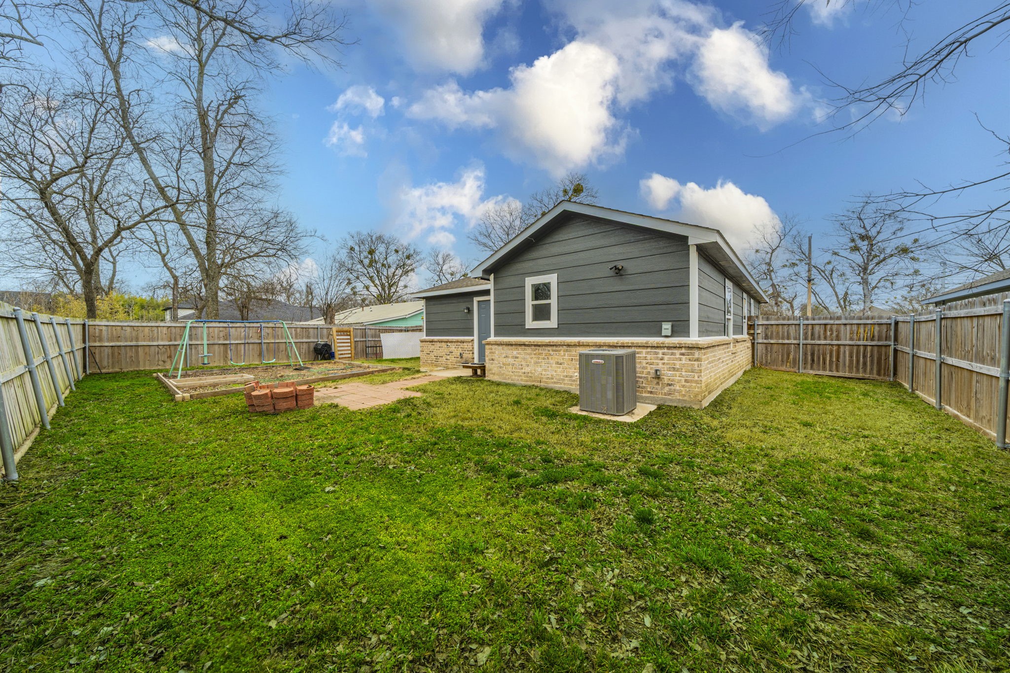 813 Jones Street Greenville TX 75401