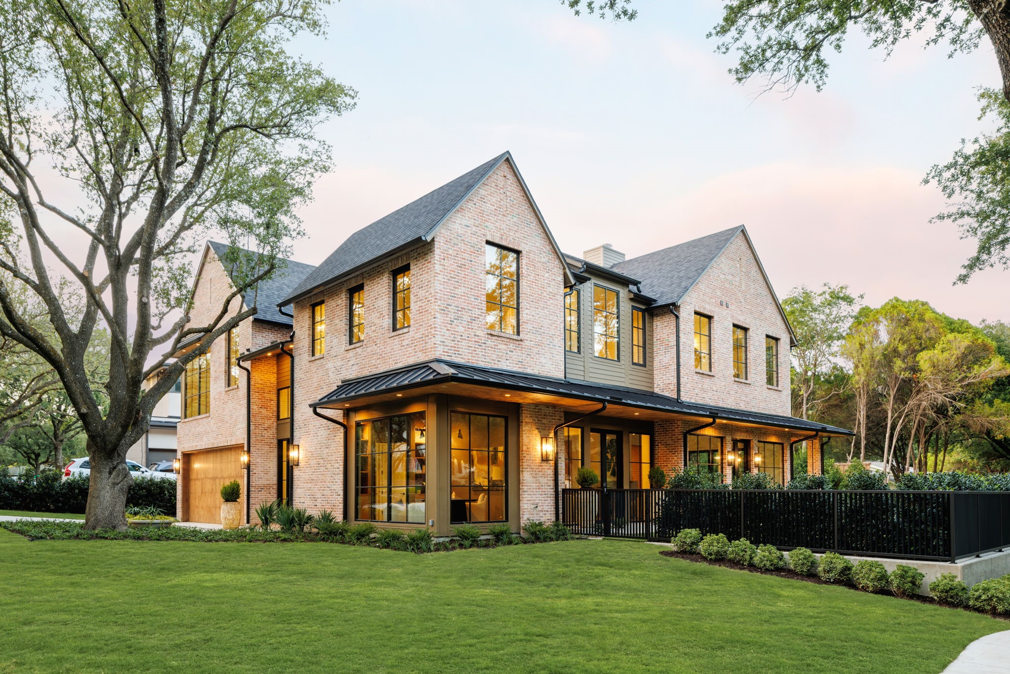 Dallas TX, 3944 Dalgreen Drive