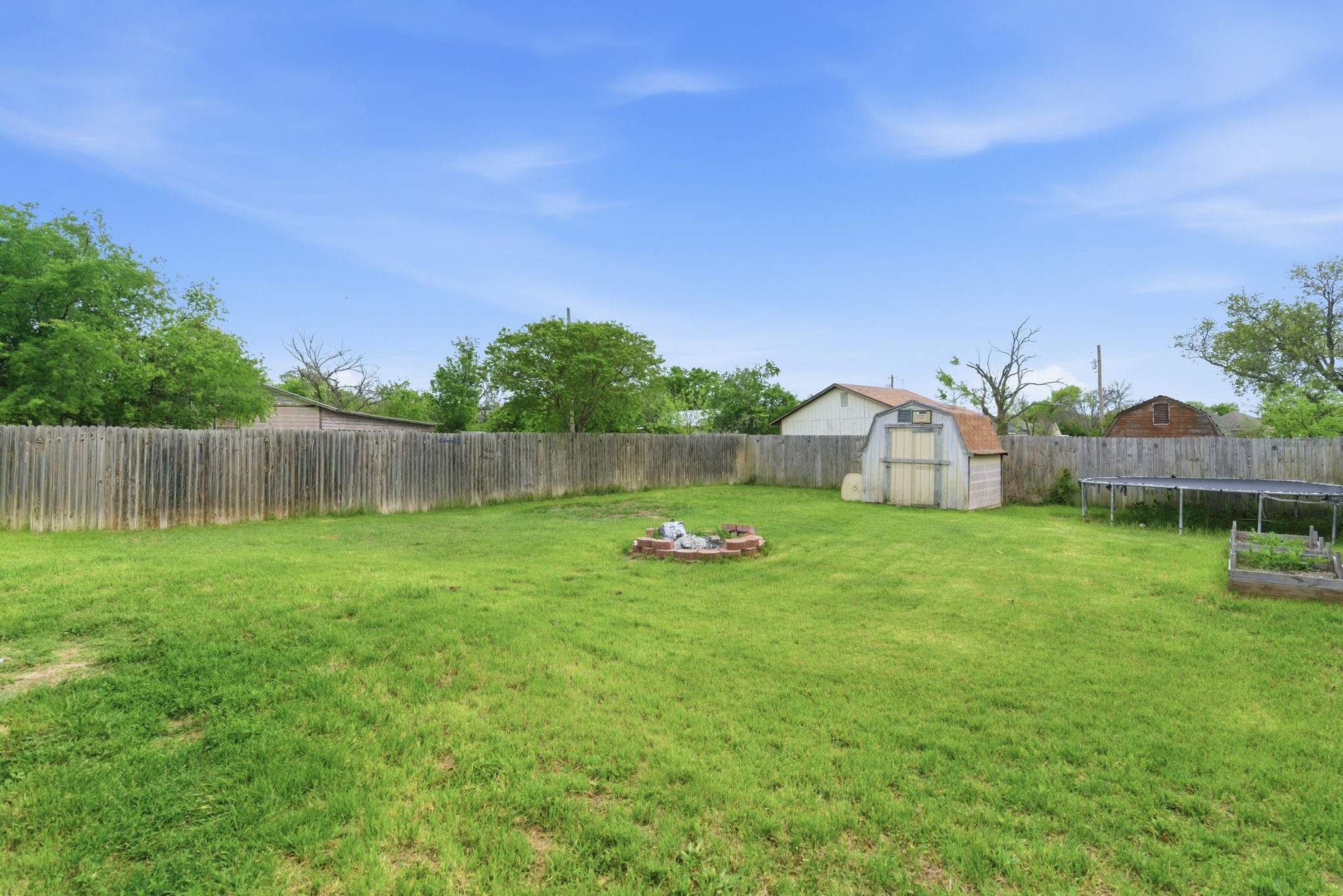 1217 Elmira Street Weatherford TX 76086
