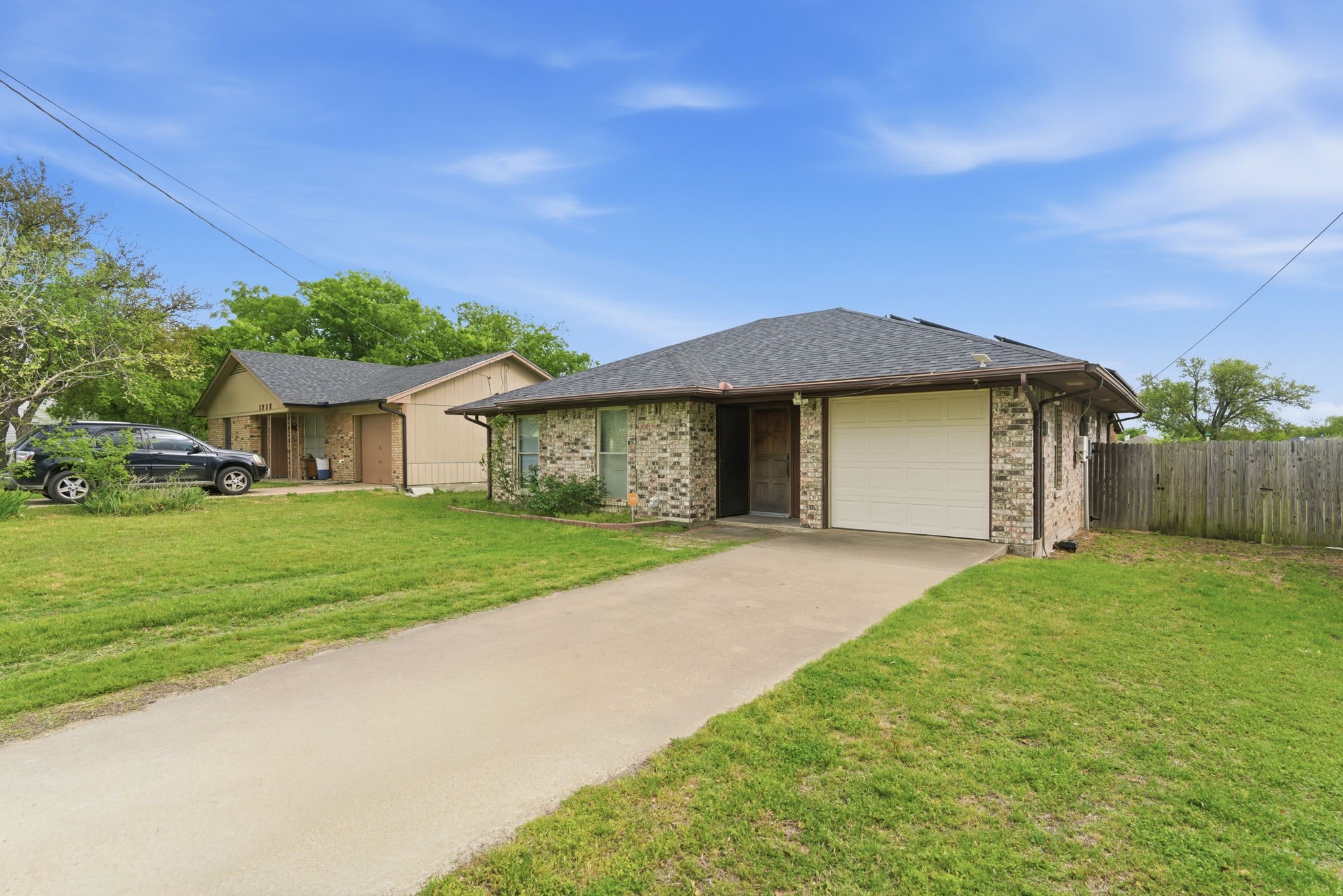 1217 Elmira Street Weatherford TX 76086