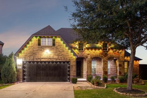 2419 Laguna Lane Arlington TX 76012