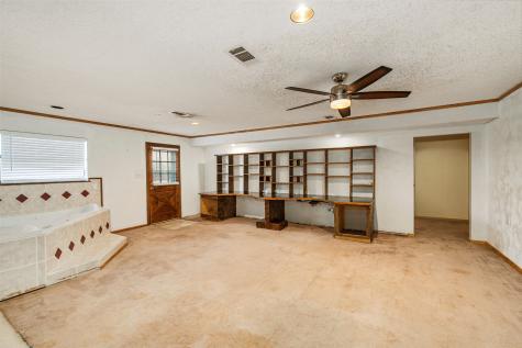 151 Peach Tree Road Gun Barrel City TX 75156