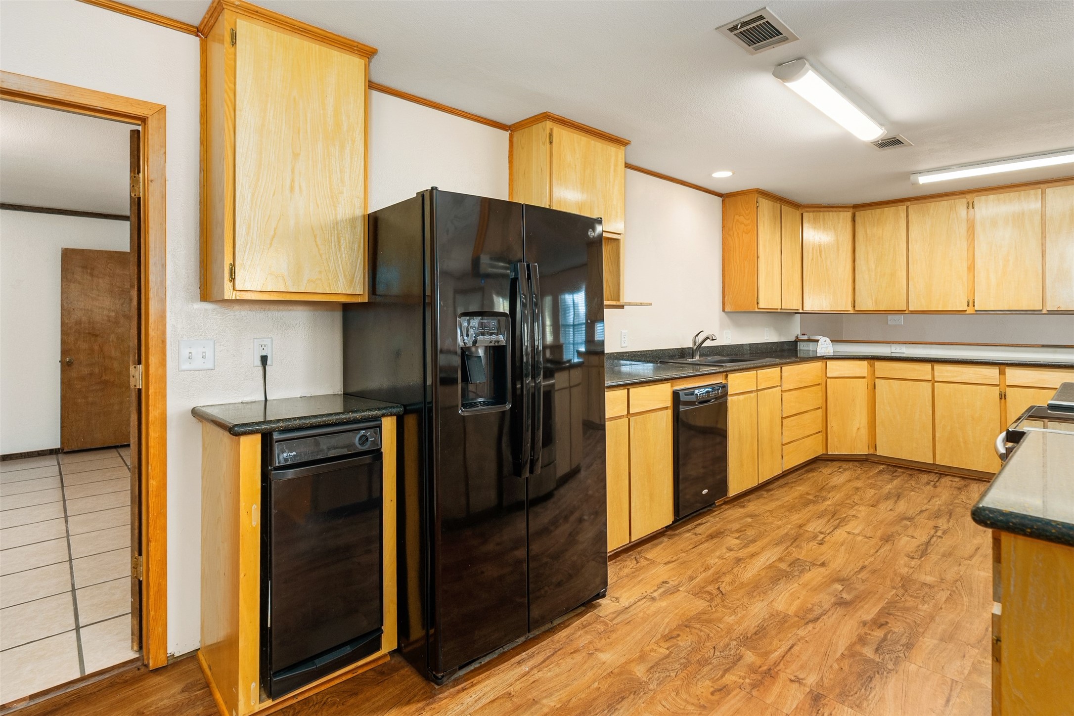151 Peach Tree Road Gun Barrel City TX 75156
