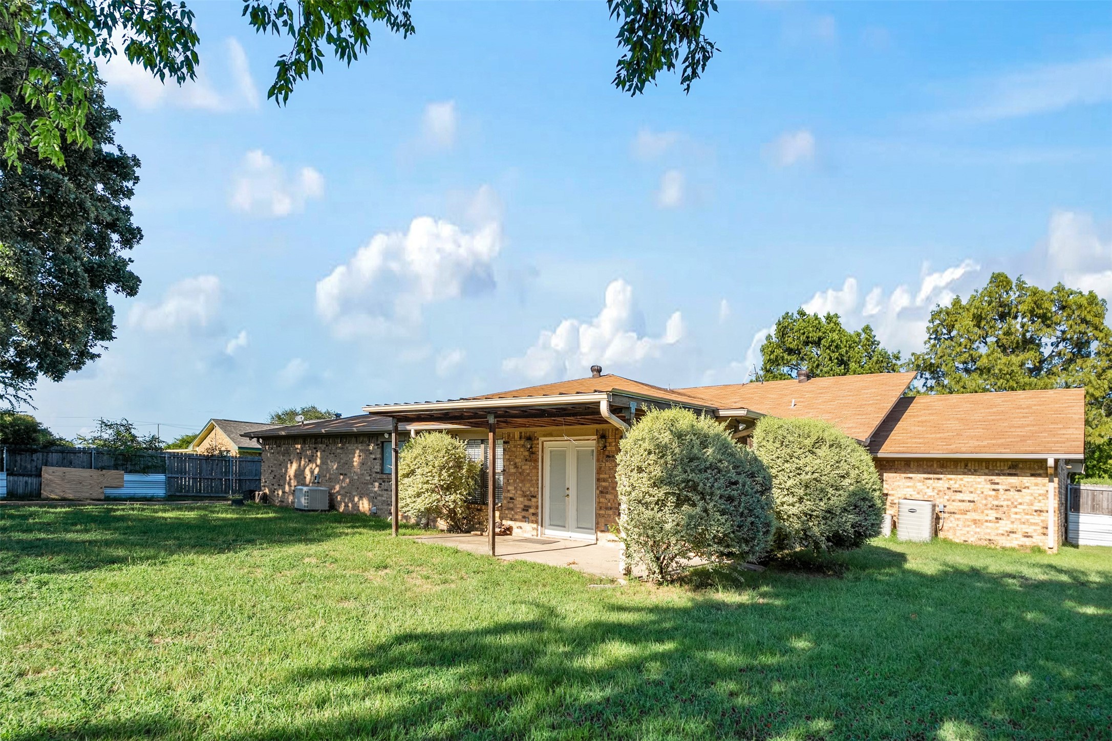 151 Peach Tree Road Gun Barrel City TX 75156