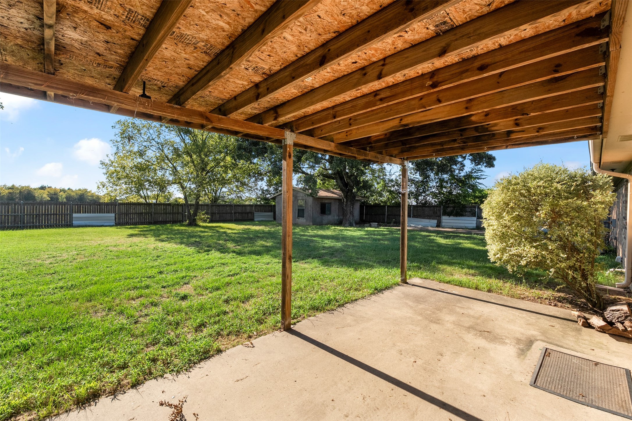 151 Peach Tree Road Gun Barrel City TX 75156
