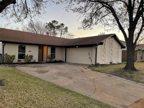 2717 Elk Grove Road Carrollton TX 75007