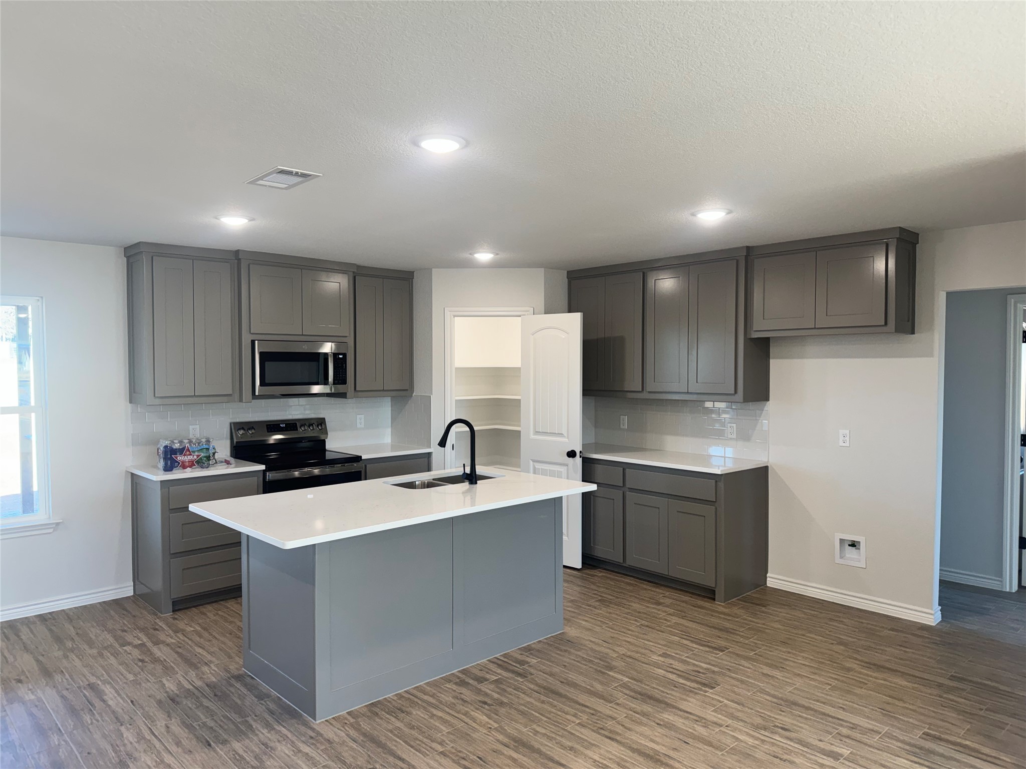 1004 Morgan Court Springtown TX 76082