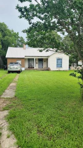 31 W Parnell Street Denison TX 75020
