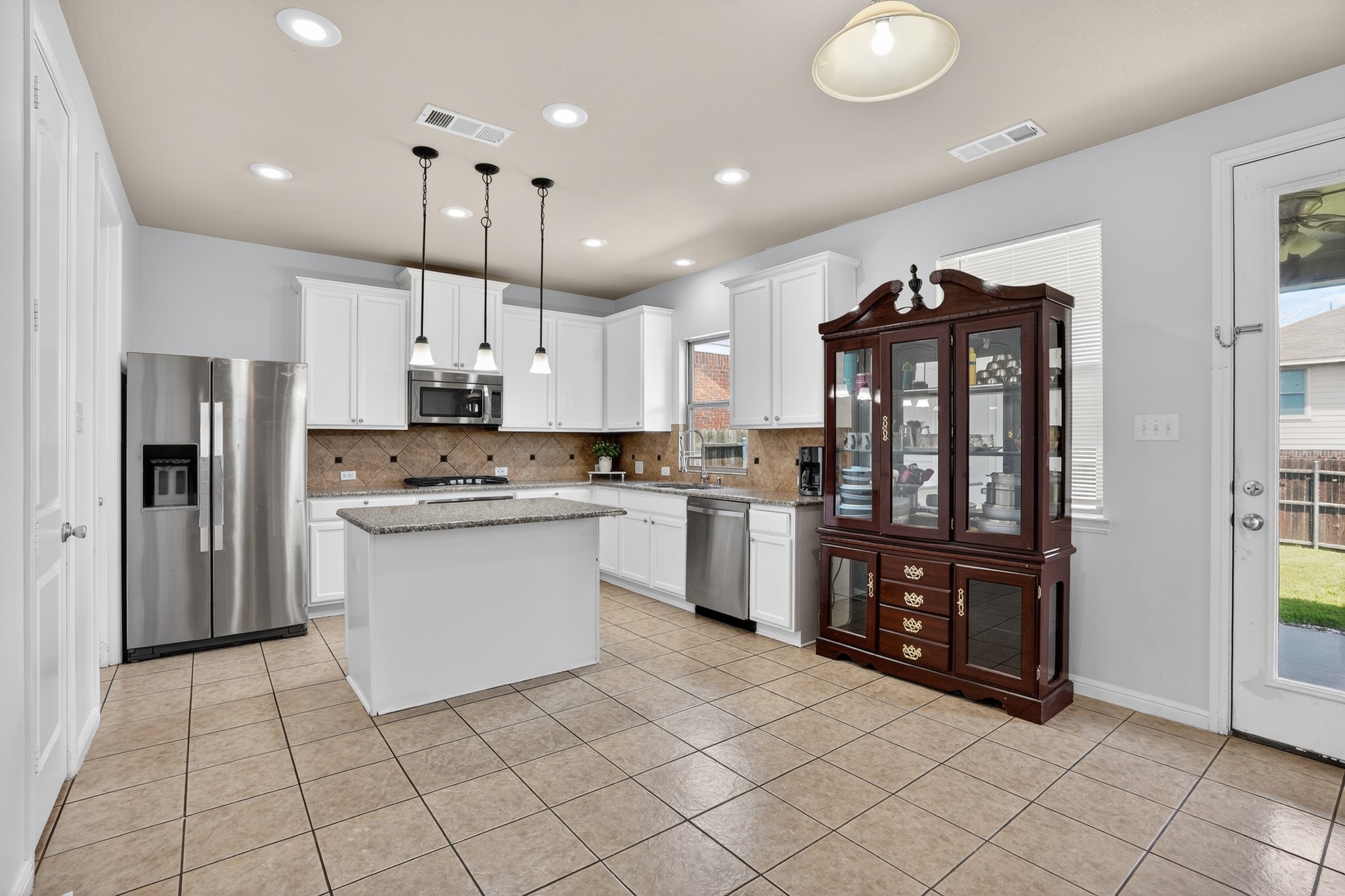 5900 Paddlefish Drive Fort Worth TX 76179