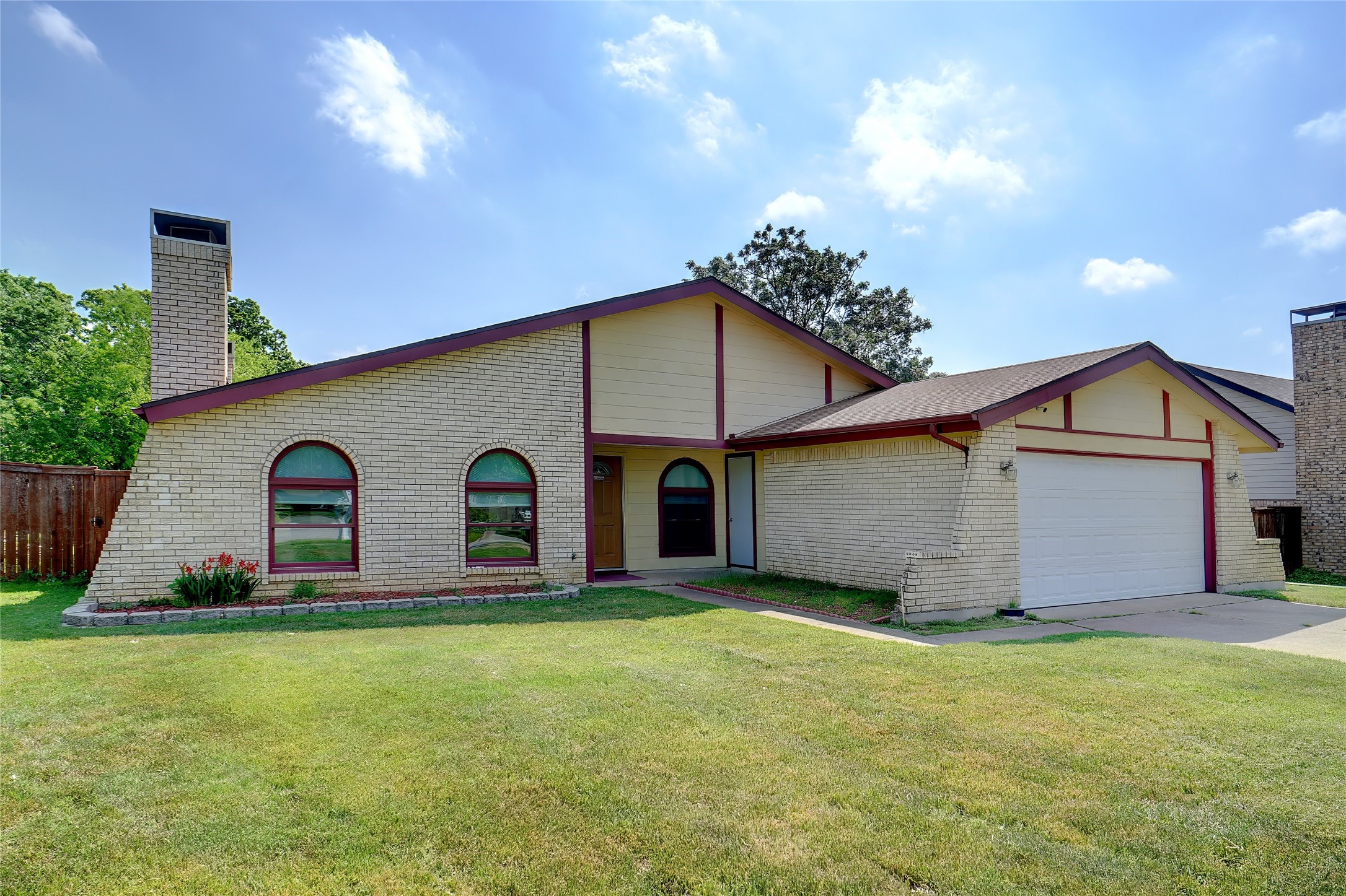 2309 Mesquite Court W Bedford TX 76021
