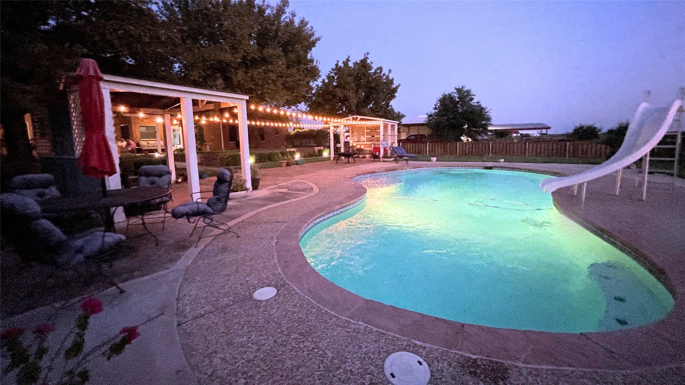 784 Fm 55 Waxahachie TX 75165