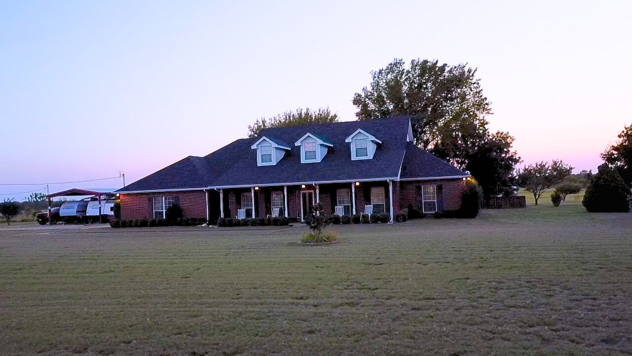 784 Fm 55 Waxahachie TX 75165