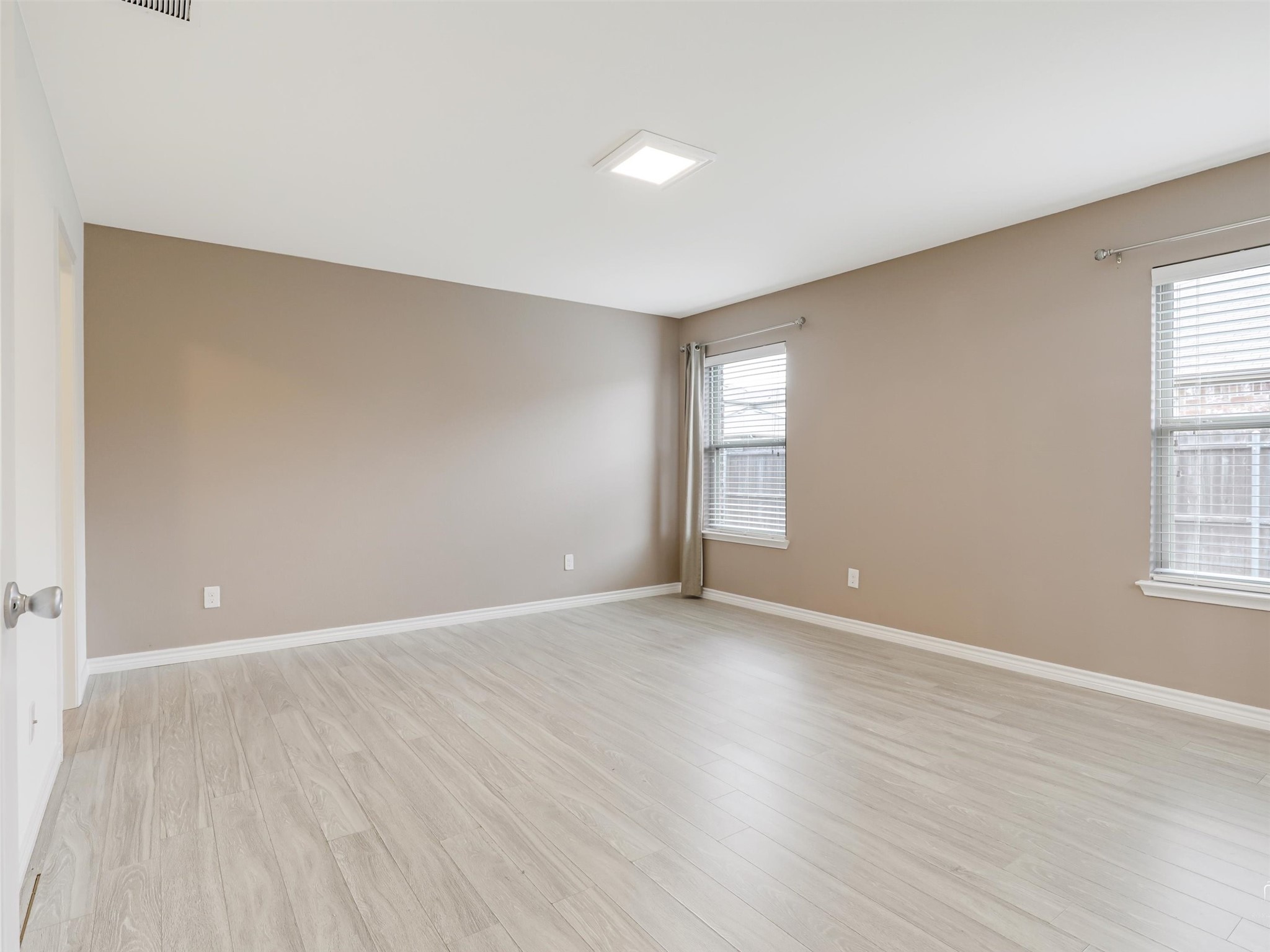 4509 Maplewood Avenue Balch Springs TX 75180