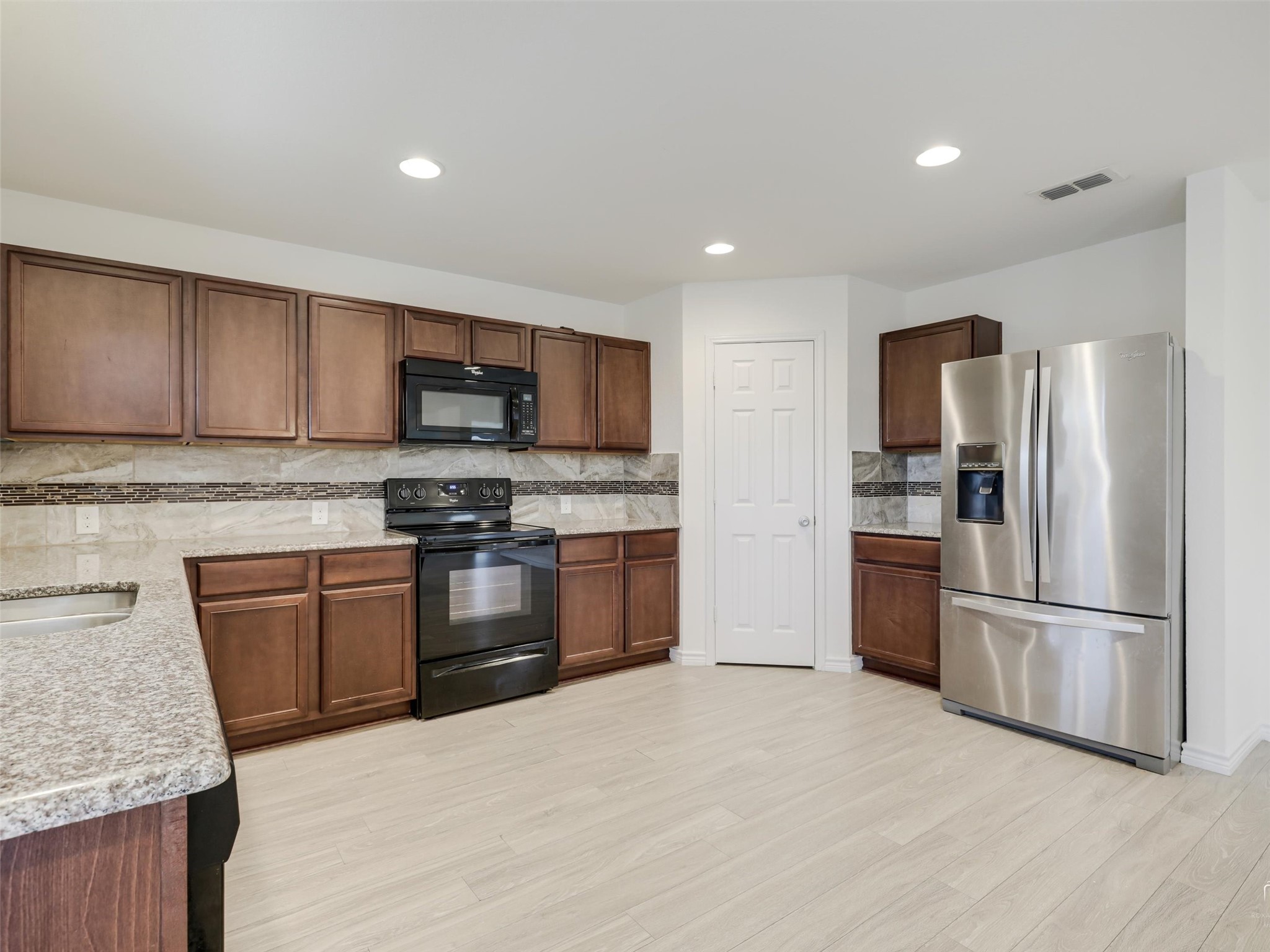 4509 Maplewood Avenue Balch Springs TX 75180