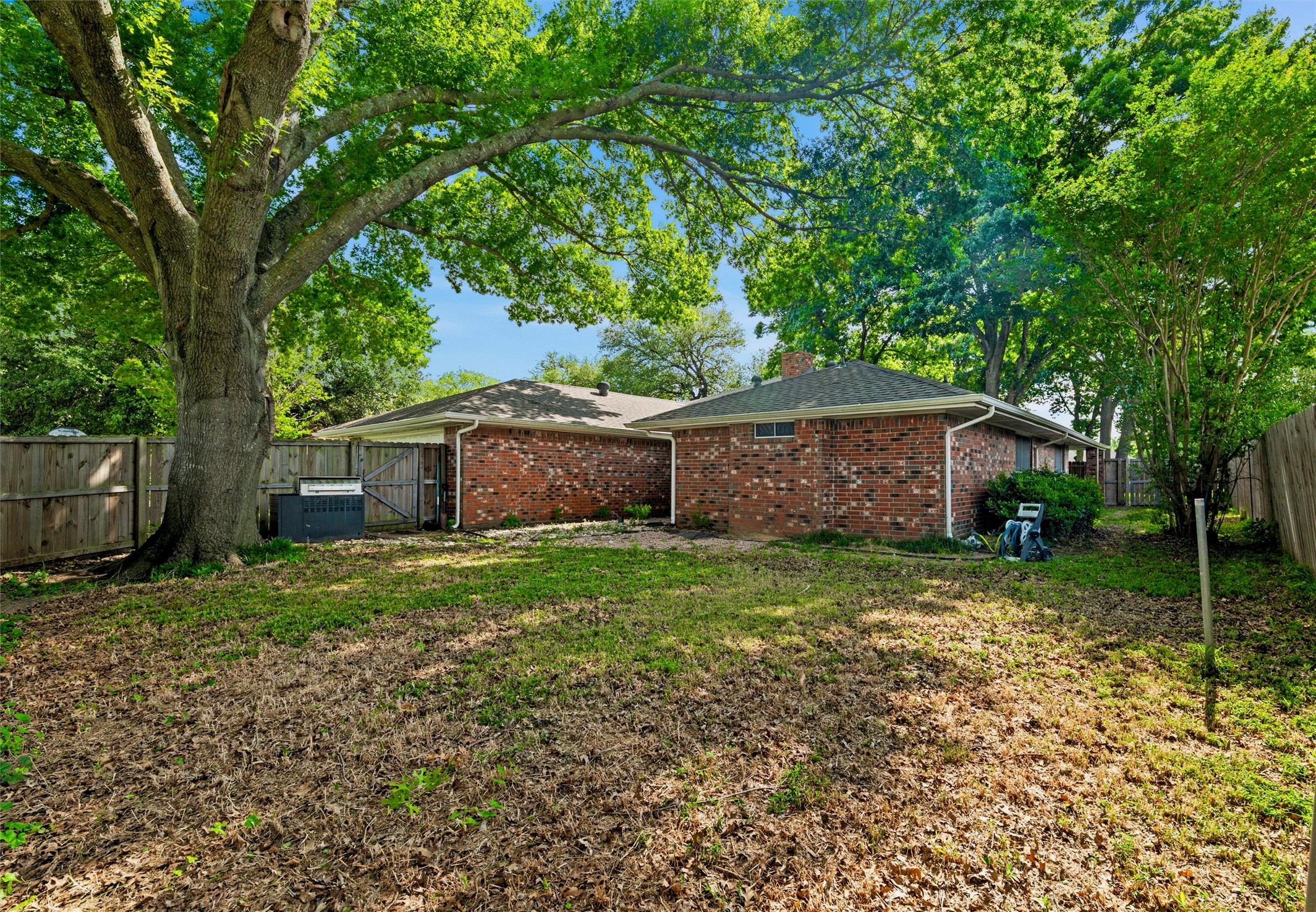 1012 Townsend Lane Desoto TX 75115