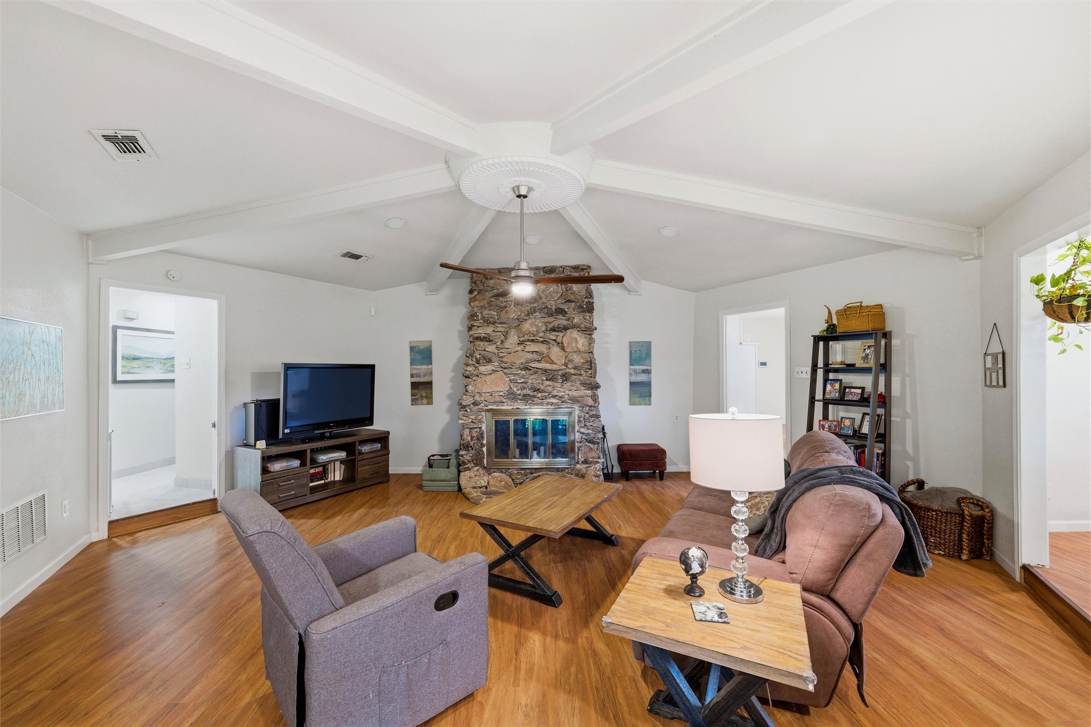 1012 Townsend Lane Desoto TX 75115