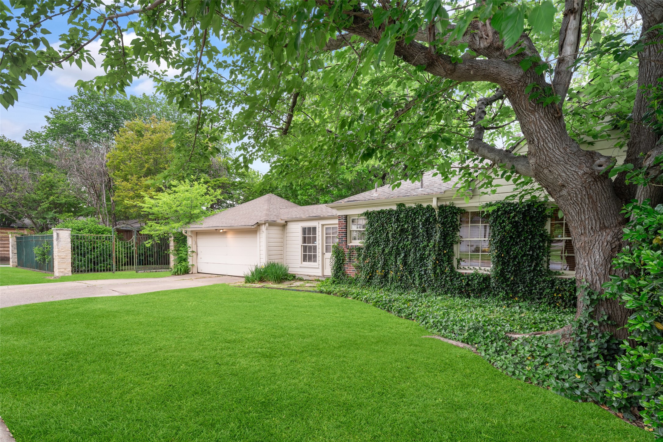 6203 Ellsworth Avenue Dallas TX 75214