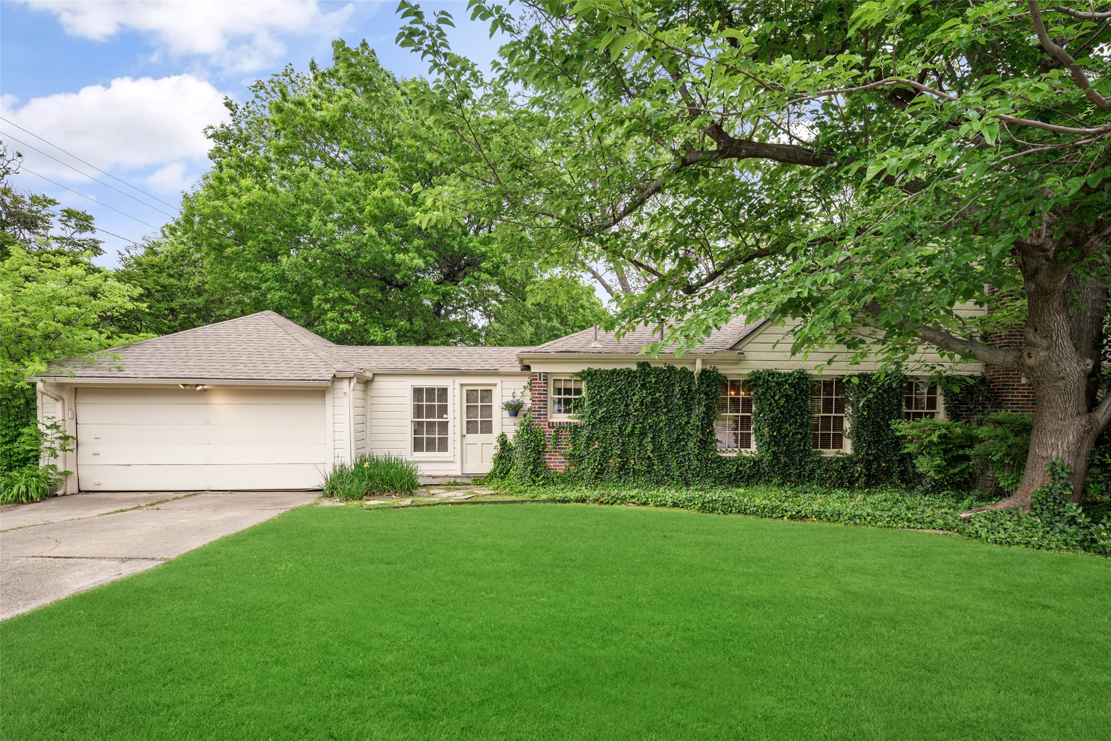 6203 Ellsworth Avenue Dallas TX 75214