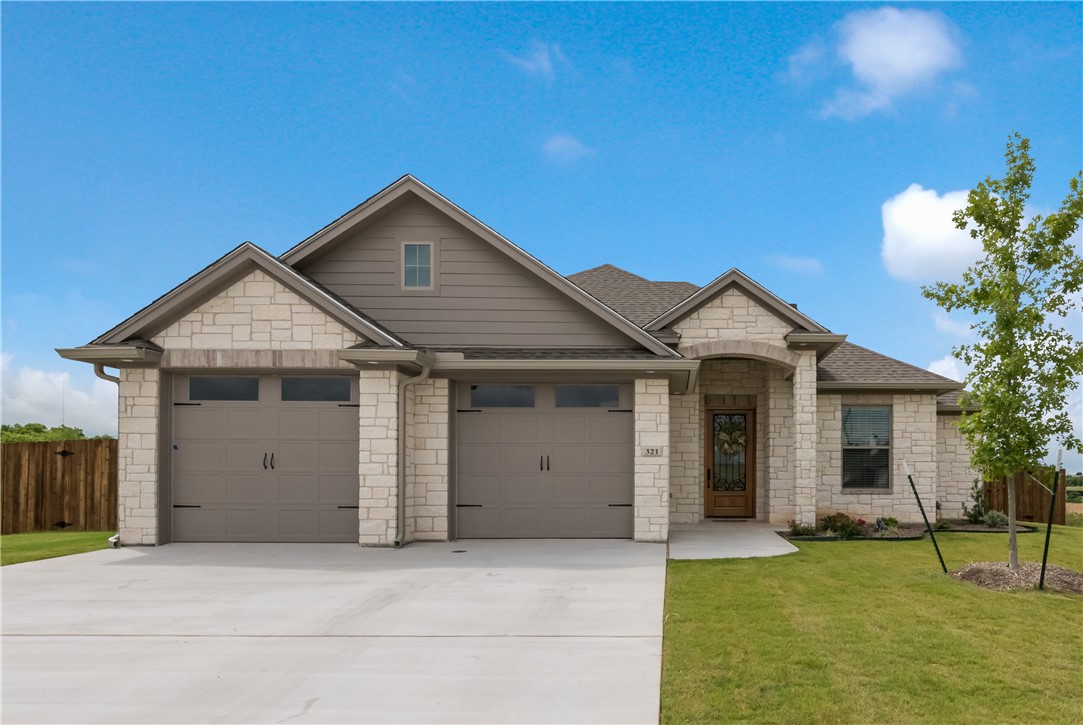 321 Flora Lee Street Hewitt TX 76643