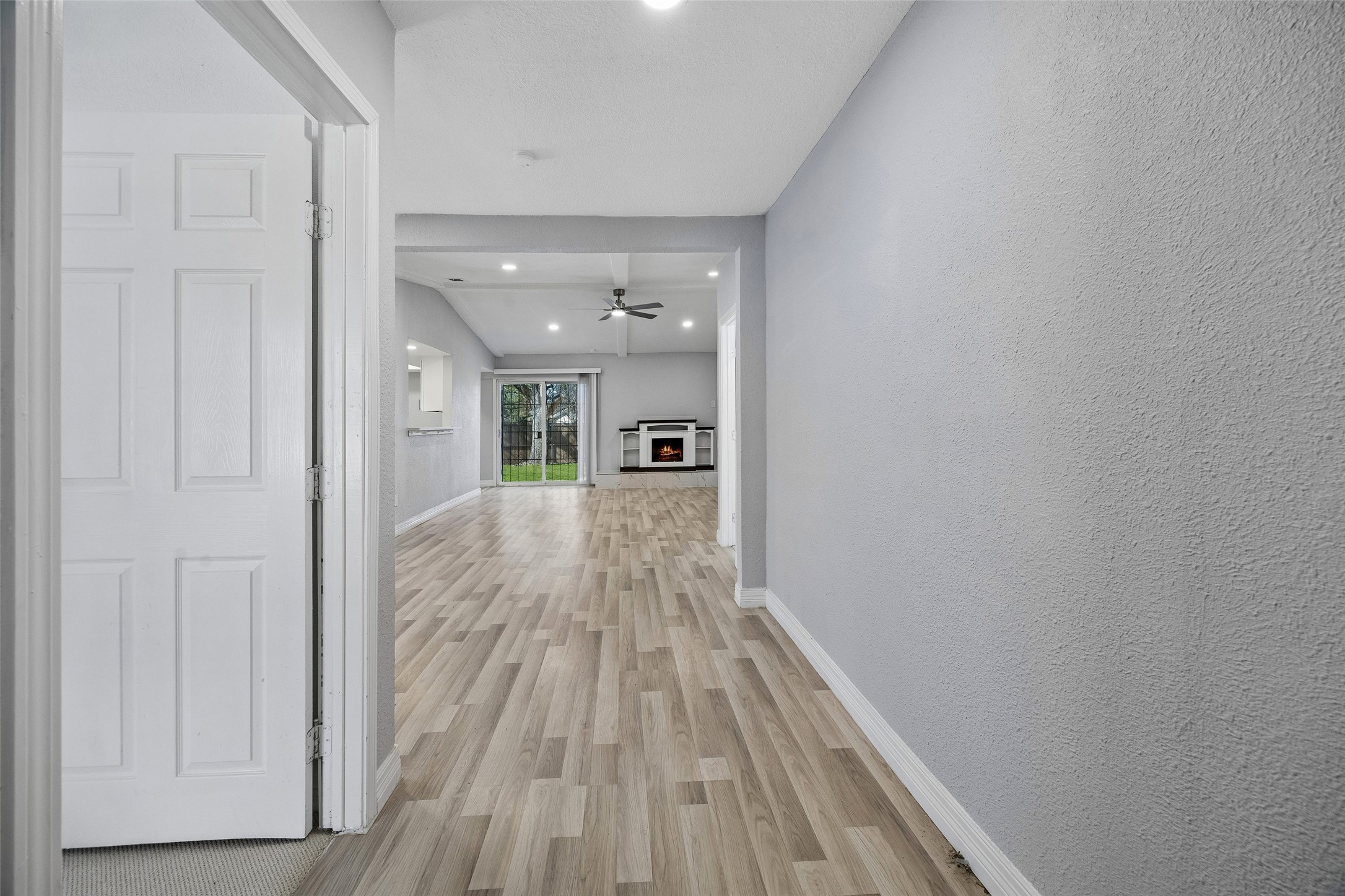 831 Kelso Drive Dallas TX 75211