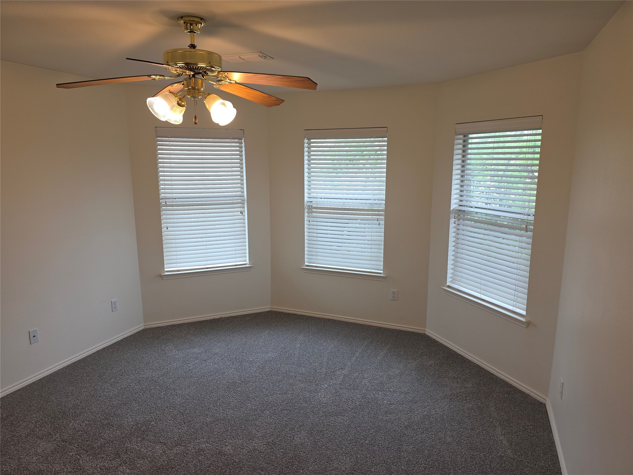 1116 Dixon Lane Denton TX 76207