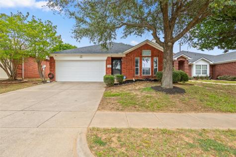 136 Goldeneye Lane Fort Worth TX 76120