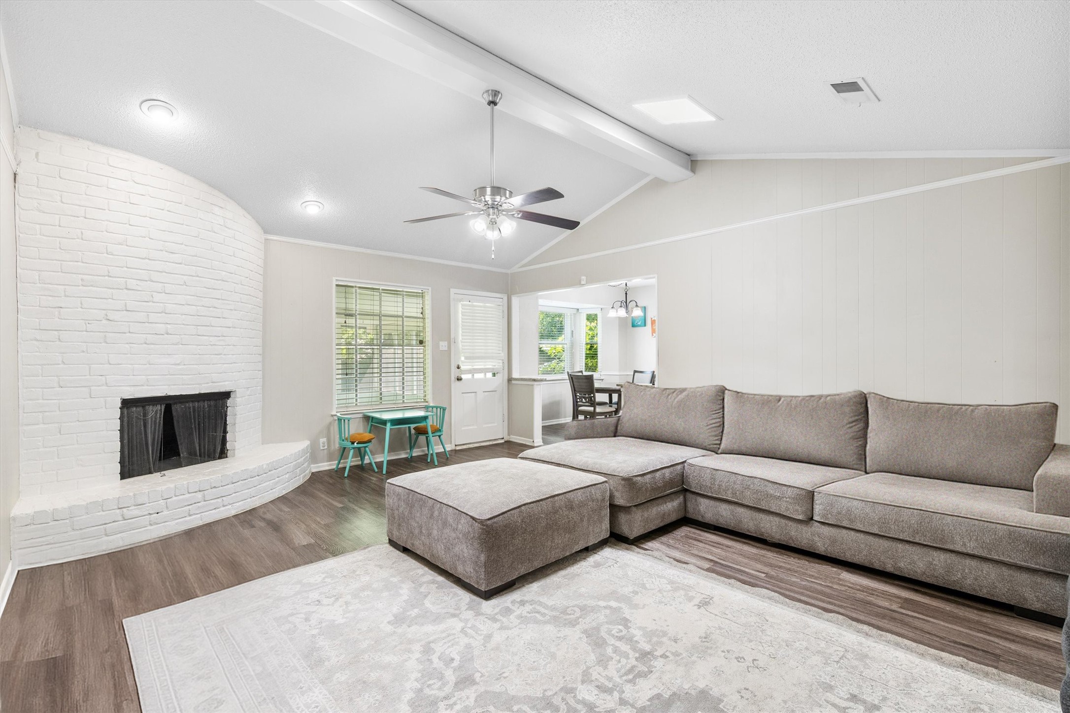 1706 Kingsborough Drive Arlington TX 76015