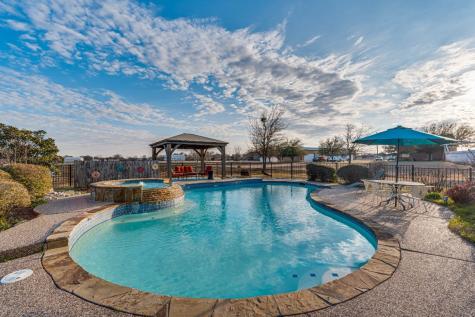 504 Tishomingo Road Waxahachie TX 75165