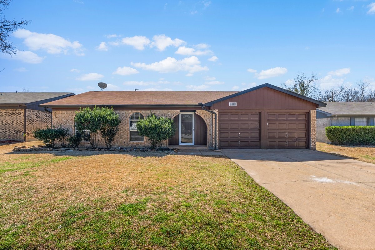 6644 Betty Drive Watauga TX 76148