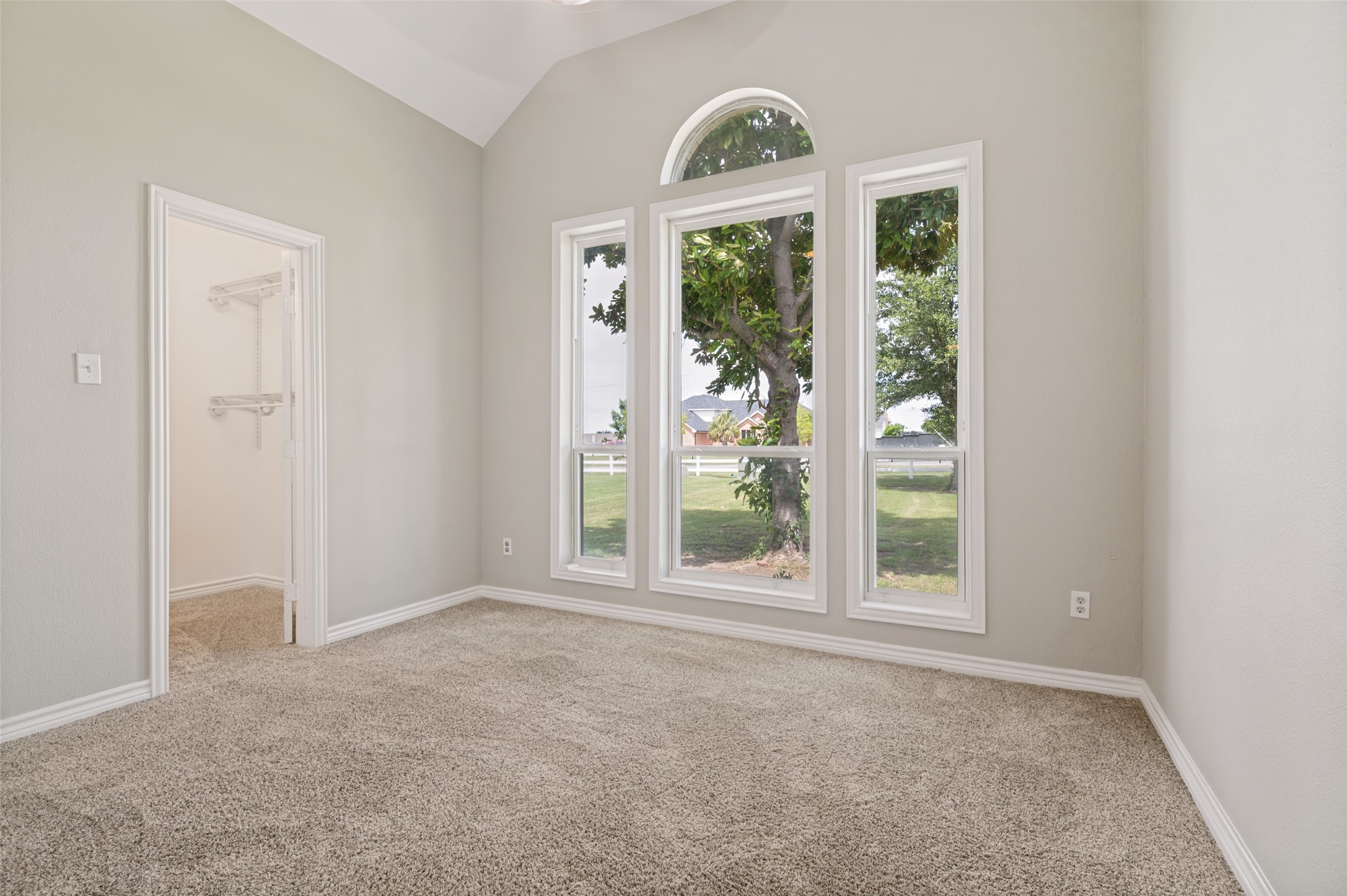 1320 E Highland Road Waxahachie TX 75167