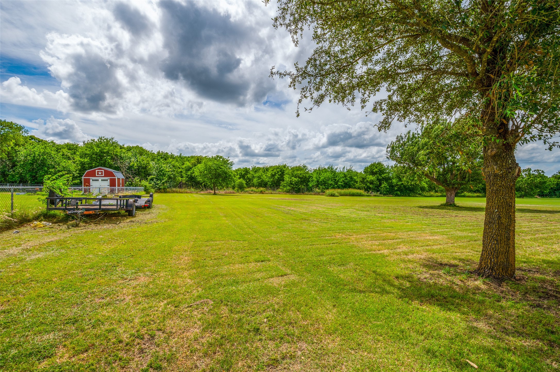 1320 E Highland Road Waxahachie TX 75167