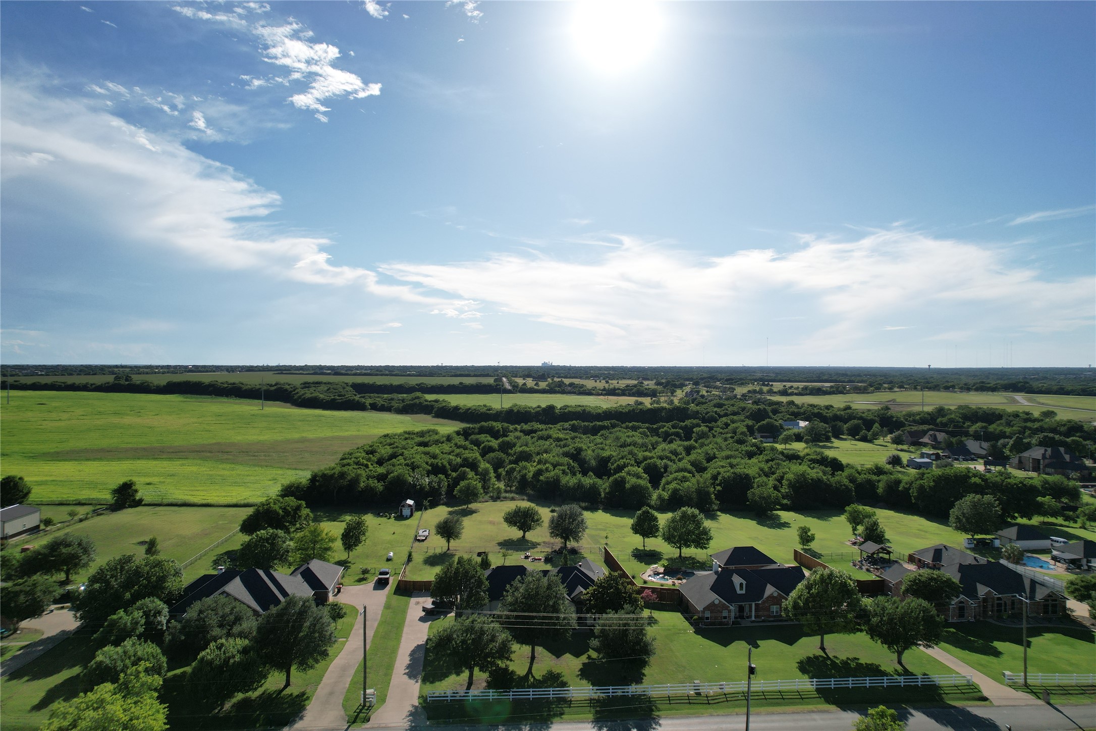 1320 E Highland Road Waxahachie TX 75167