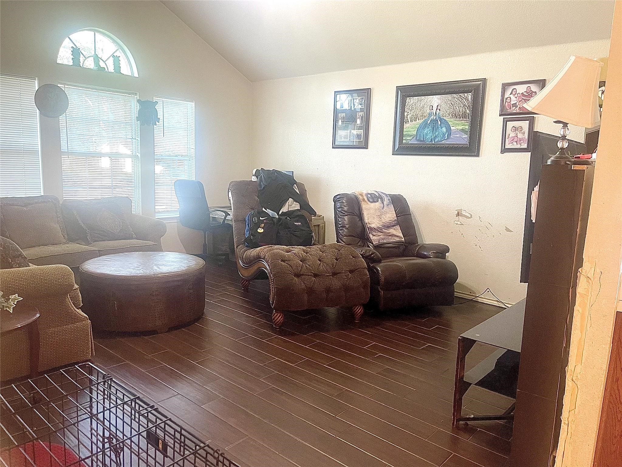 5301 Joshua Court Sansom Park TX 76114