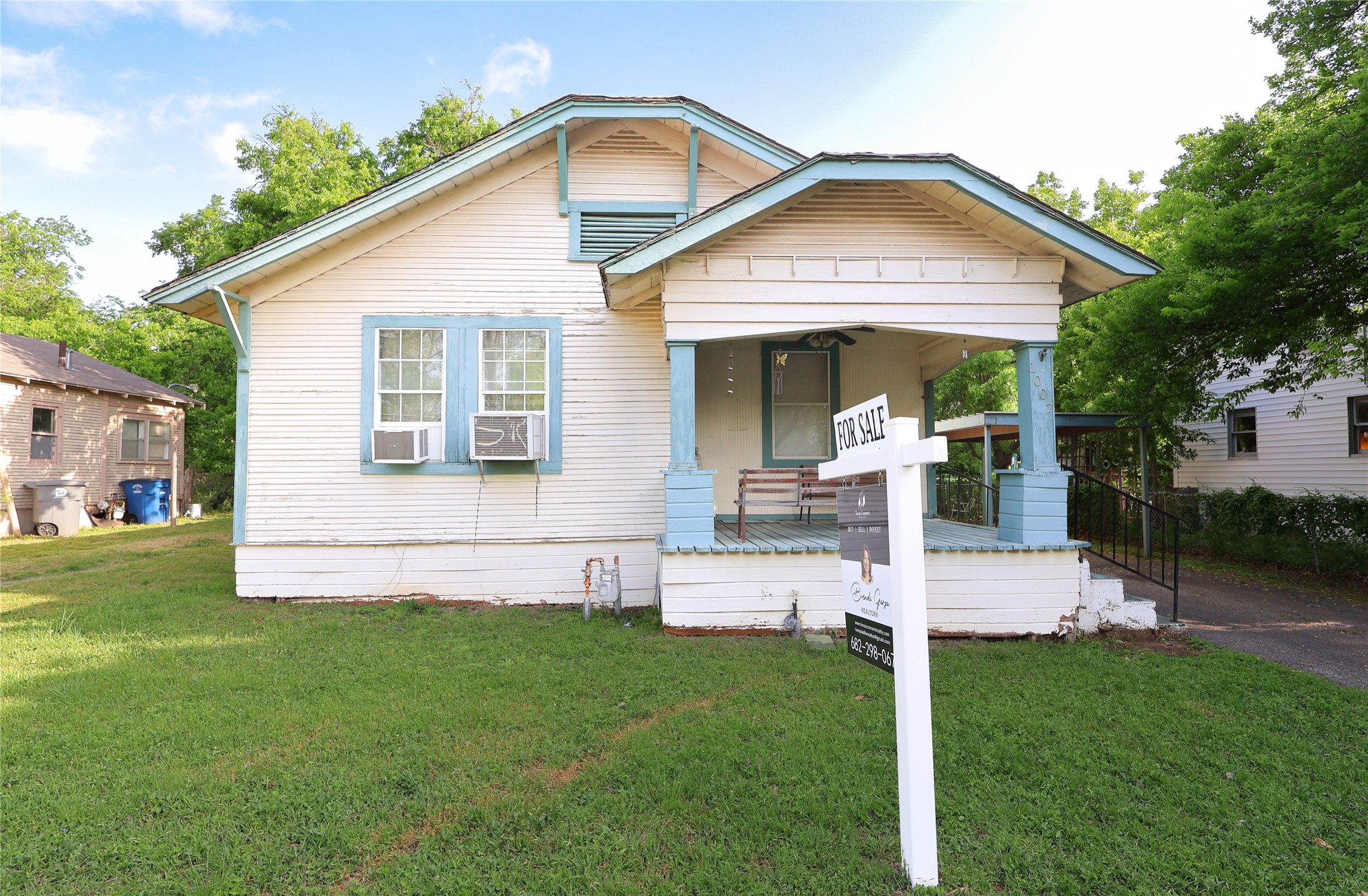 1007 Winston Street Dallas TX 75208