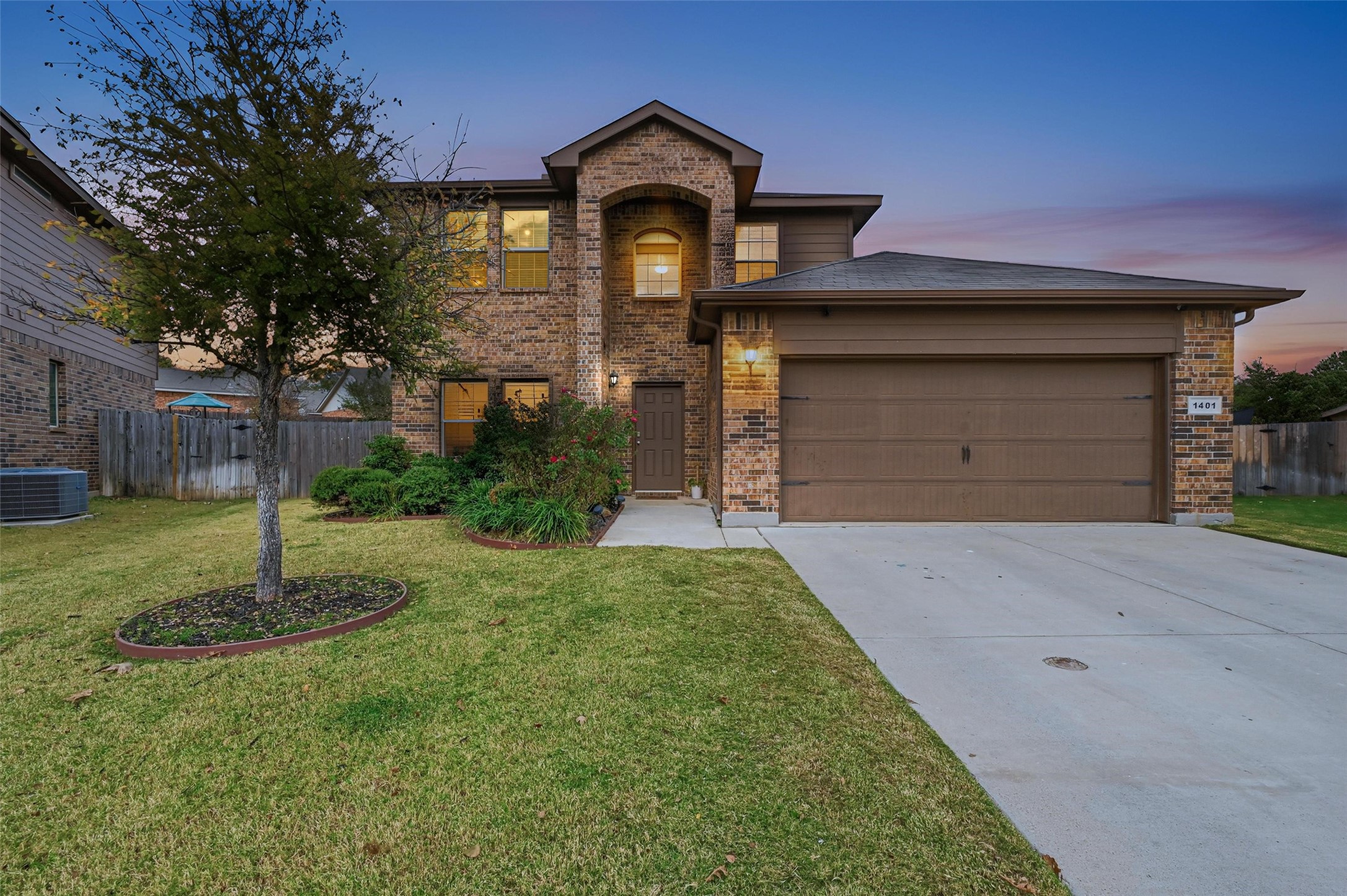 1401 Briarwood Drive Azle TX 76020