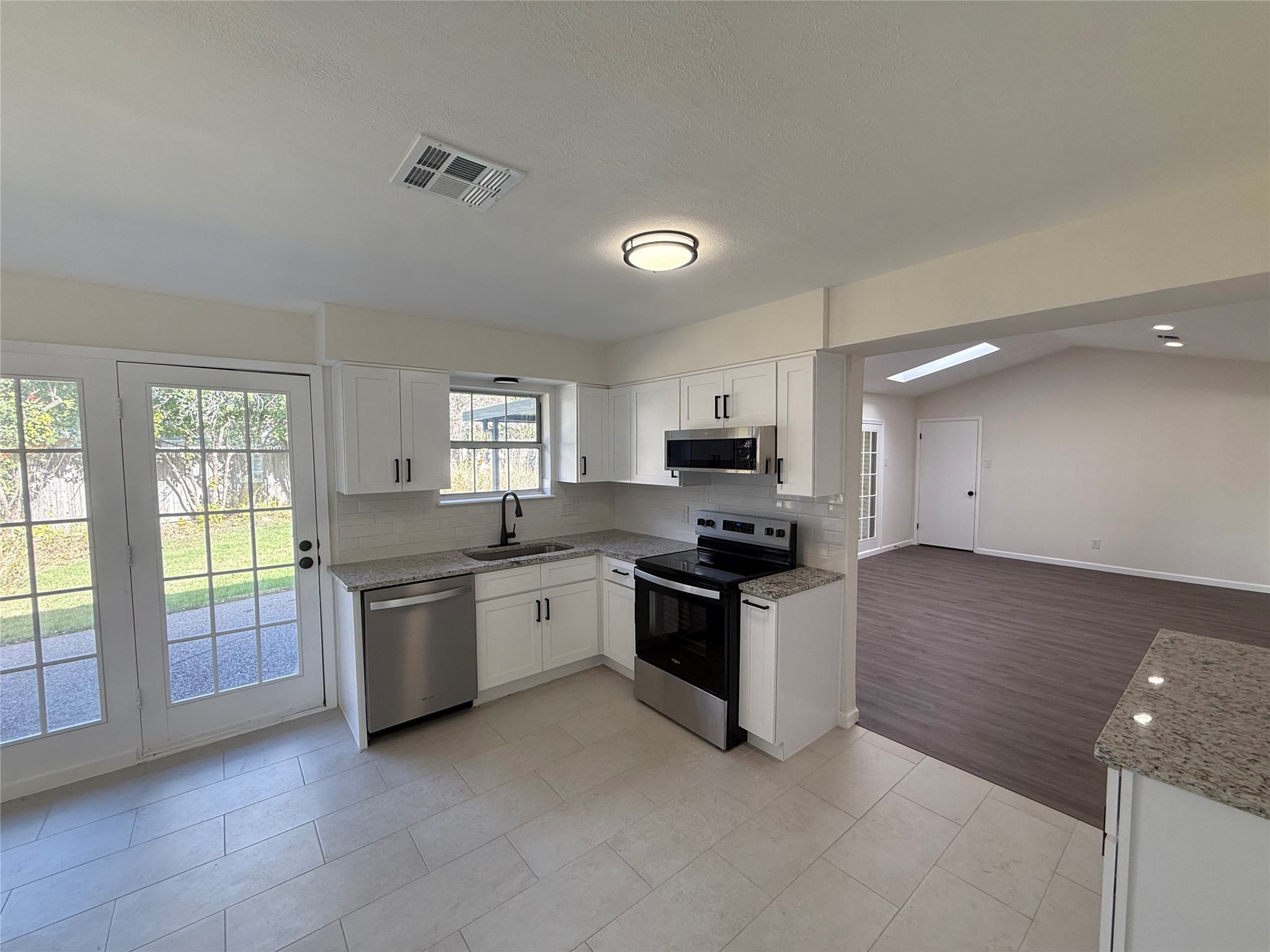4348 Selkirk Drive W Fort Worth TX 76109