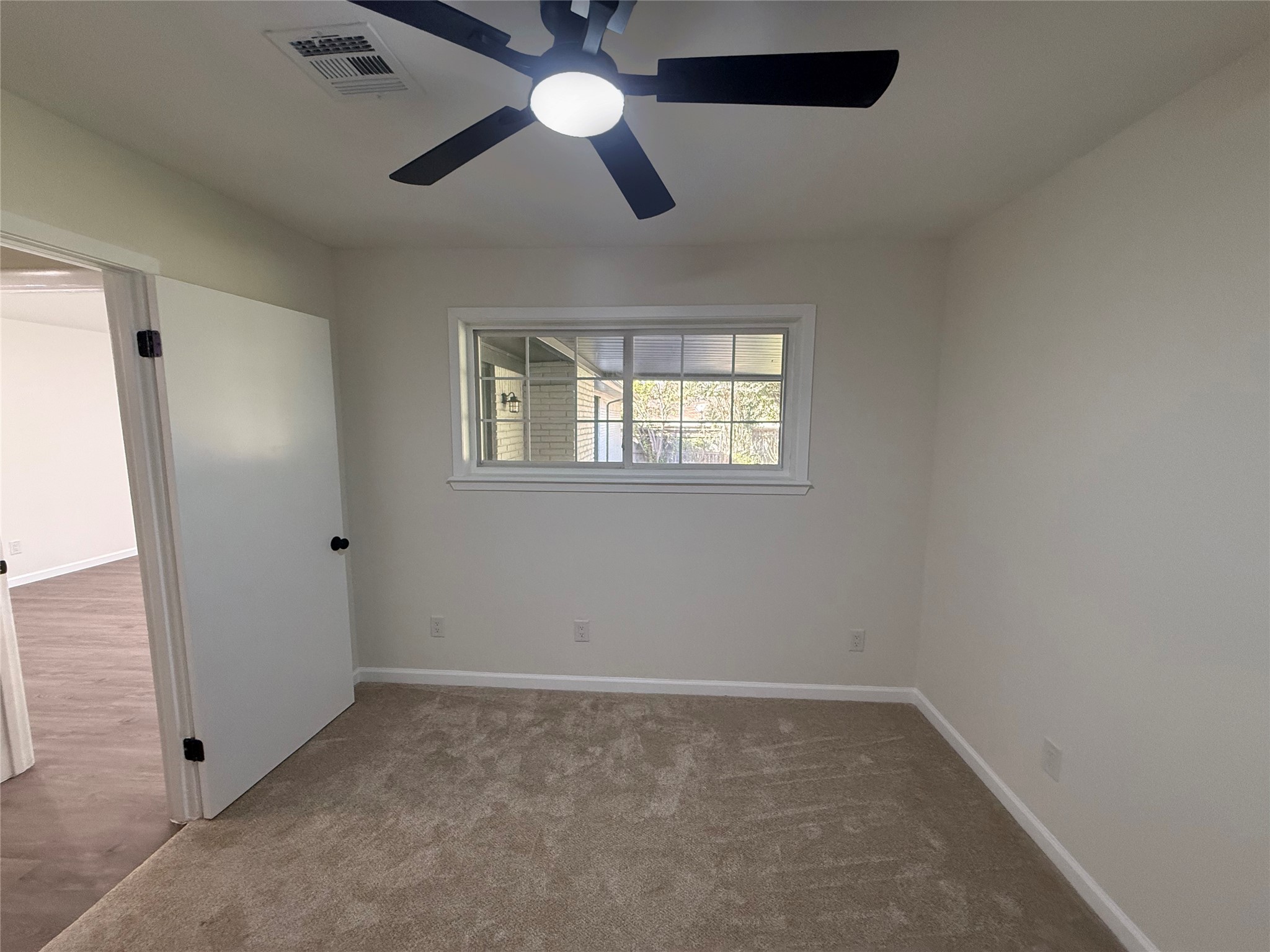 4348 Selkirk Drive W Fort Worth TX 76109