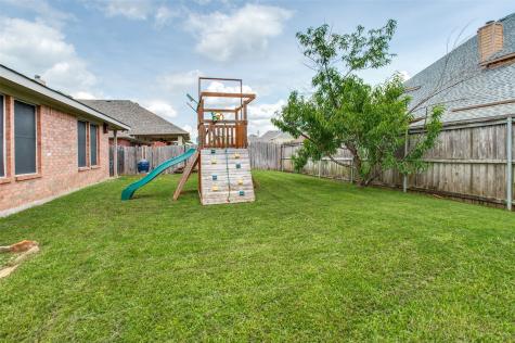 2847 Tranquilo Grand Prairie TX 75054