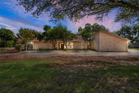 7508 Ravenswood Road Granbury TX 76049