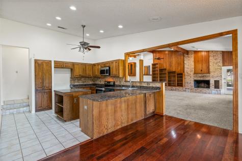 7508 Ravenswood Road Granbury TX 76049