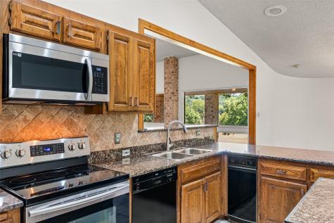 7508 Ravenswood Road Granbury TX 76049