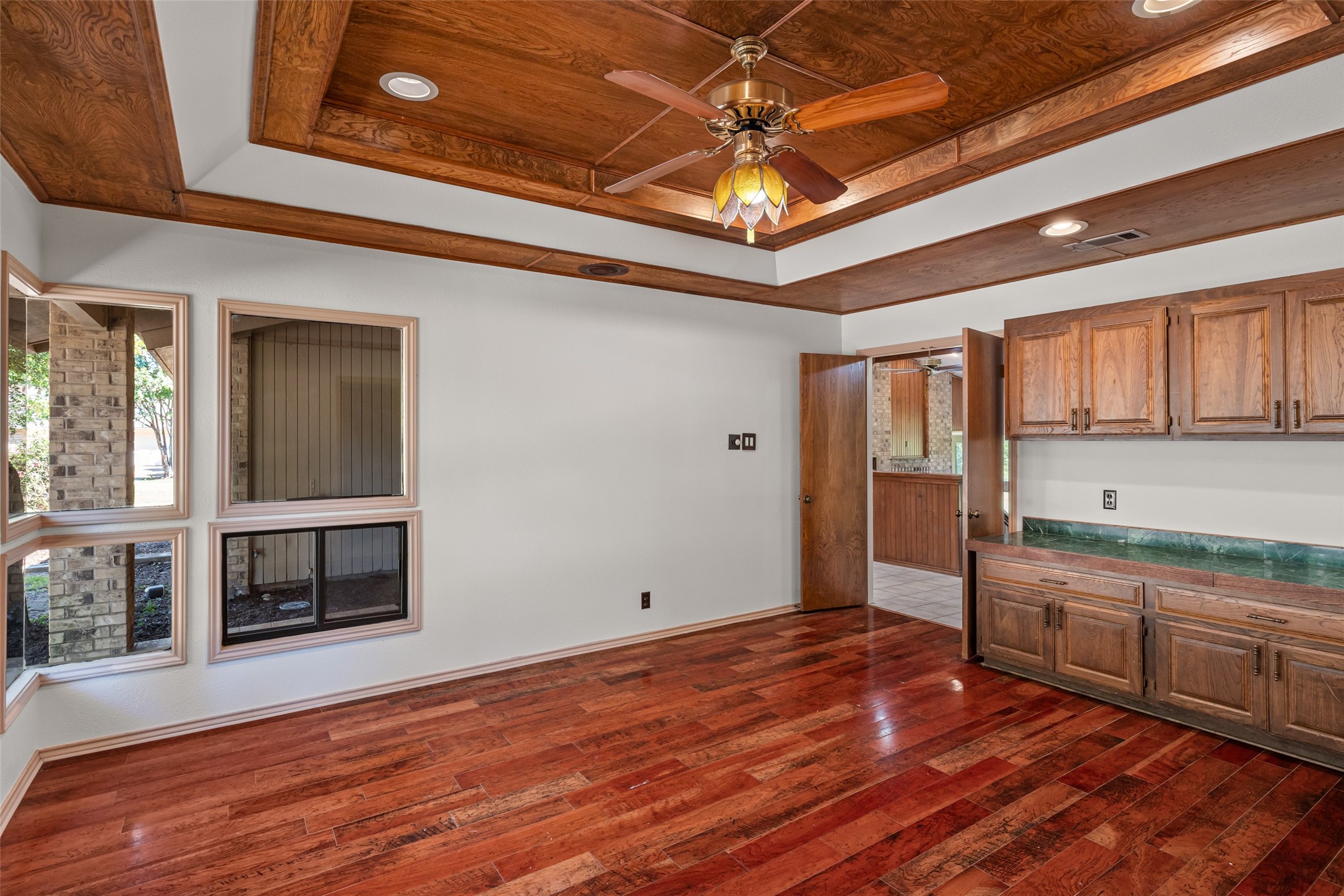 7508 Ravenswood Road Granbury TX 76049